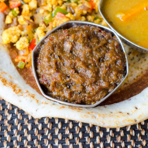 vengaya chutney