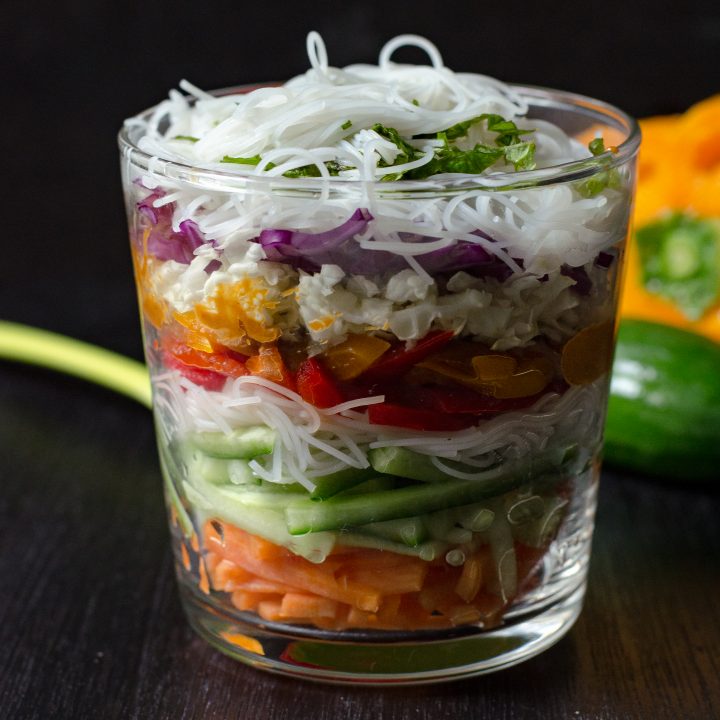 spring roll salad in a jar