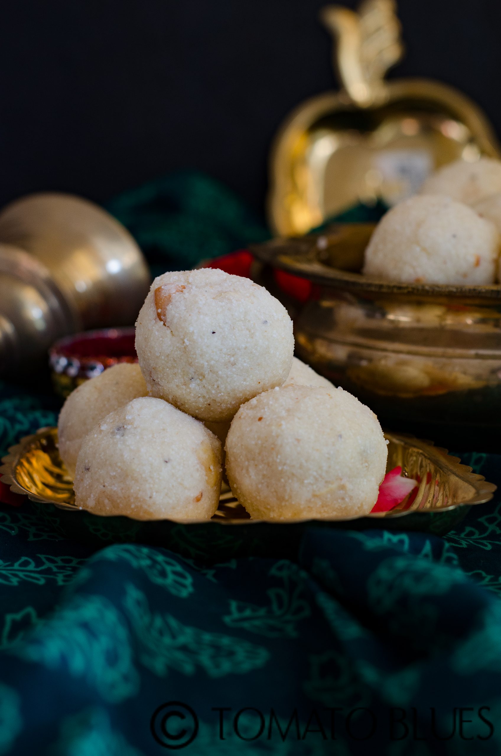 rava ladoo