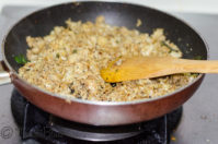 vazhakkai podi curry