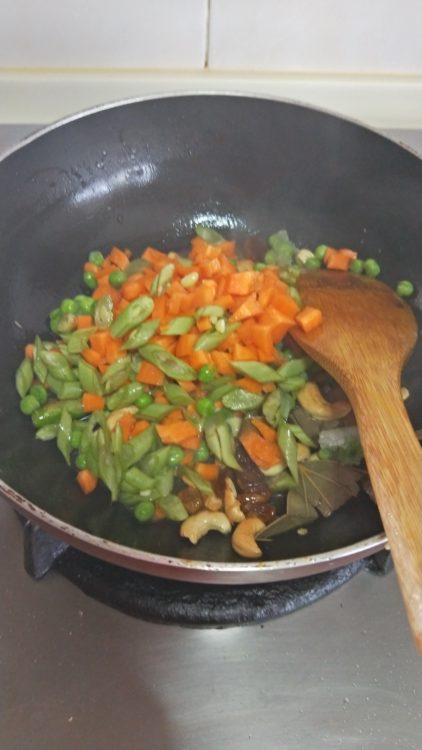 bengali vegetable pulao step by step