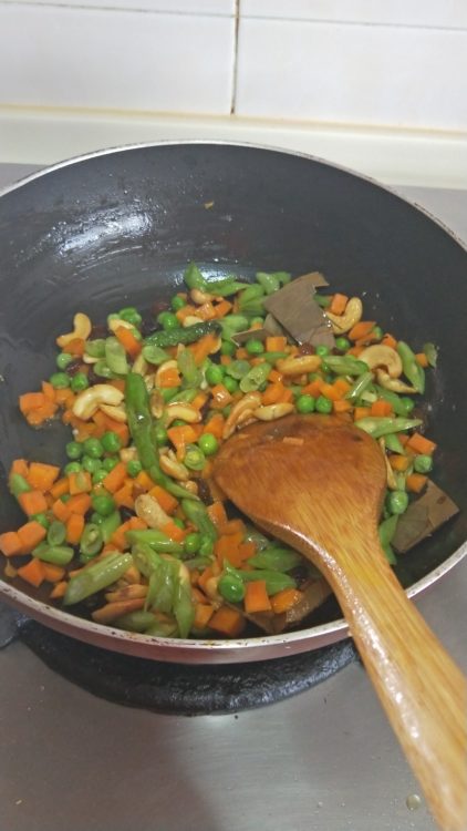 bengali vegetable pulao step by step