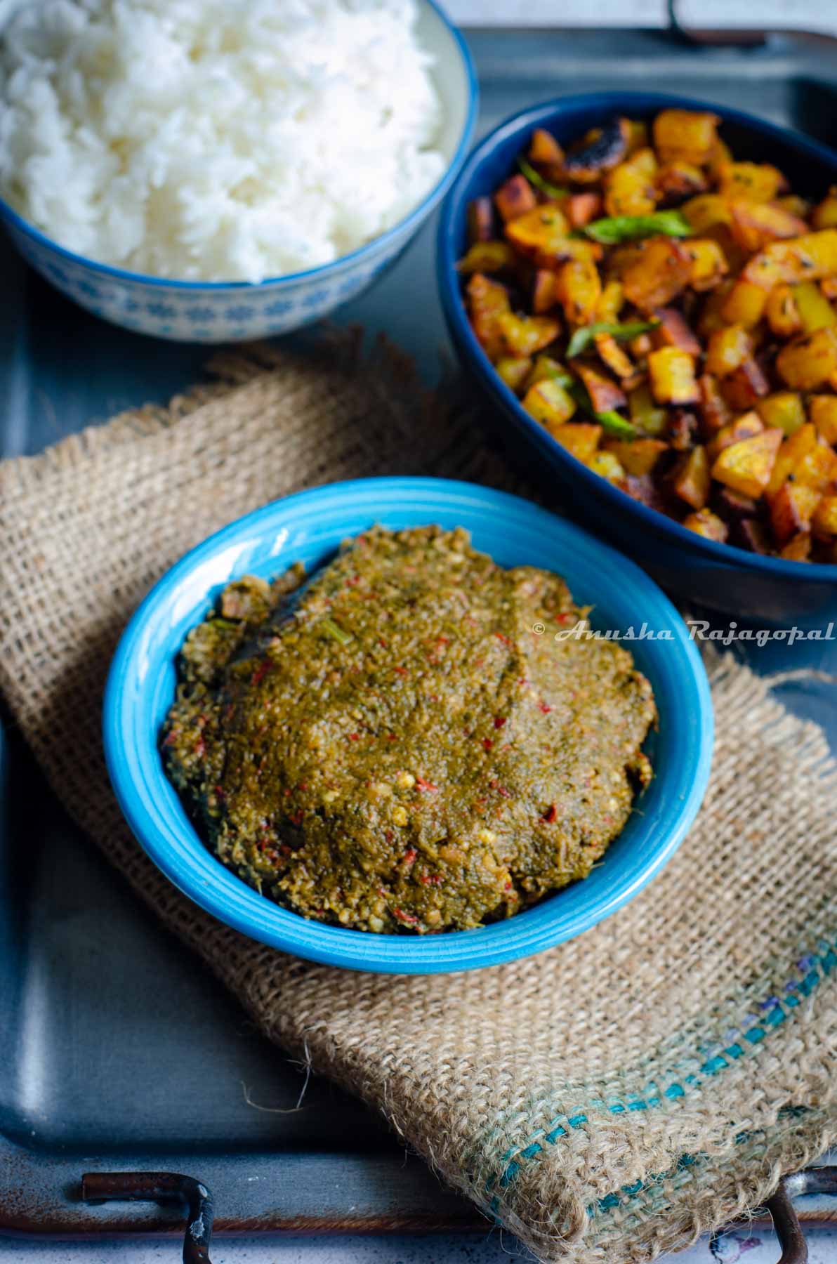 Some tasty thogayal with fresh mint leaves